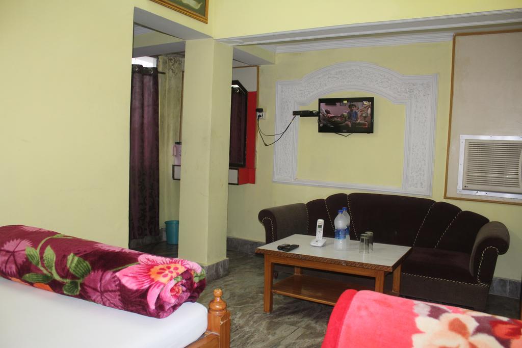 Anukul Guest House ブッダガヤ エクステリア 写真